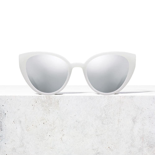 Mirrored Mist Feline