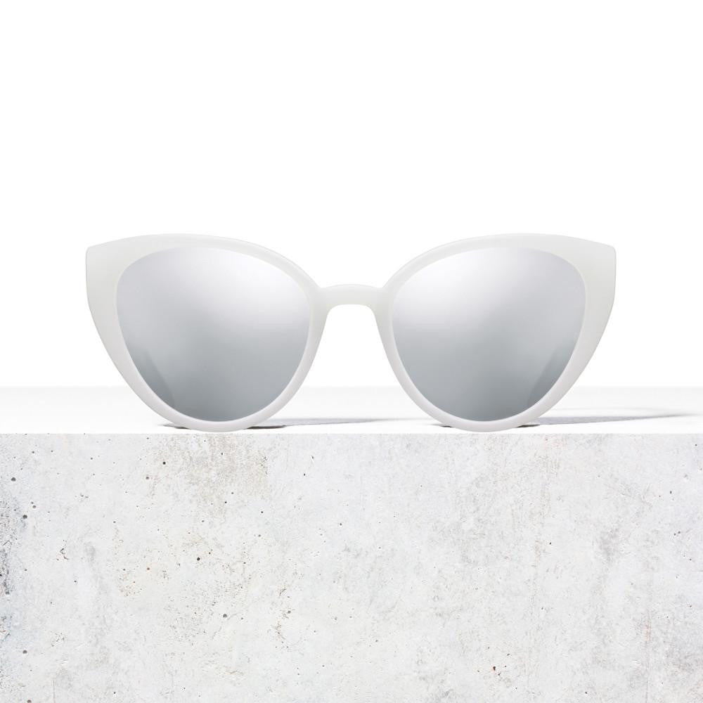 Mirrored Mist Feline