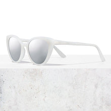 Mirrored Mist Feline