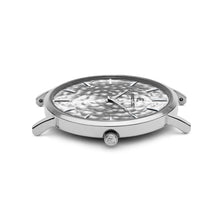 The Silver Chain Mella 40 (Silver)